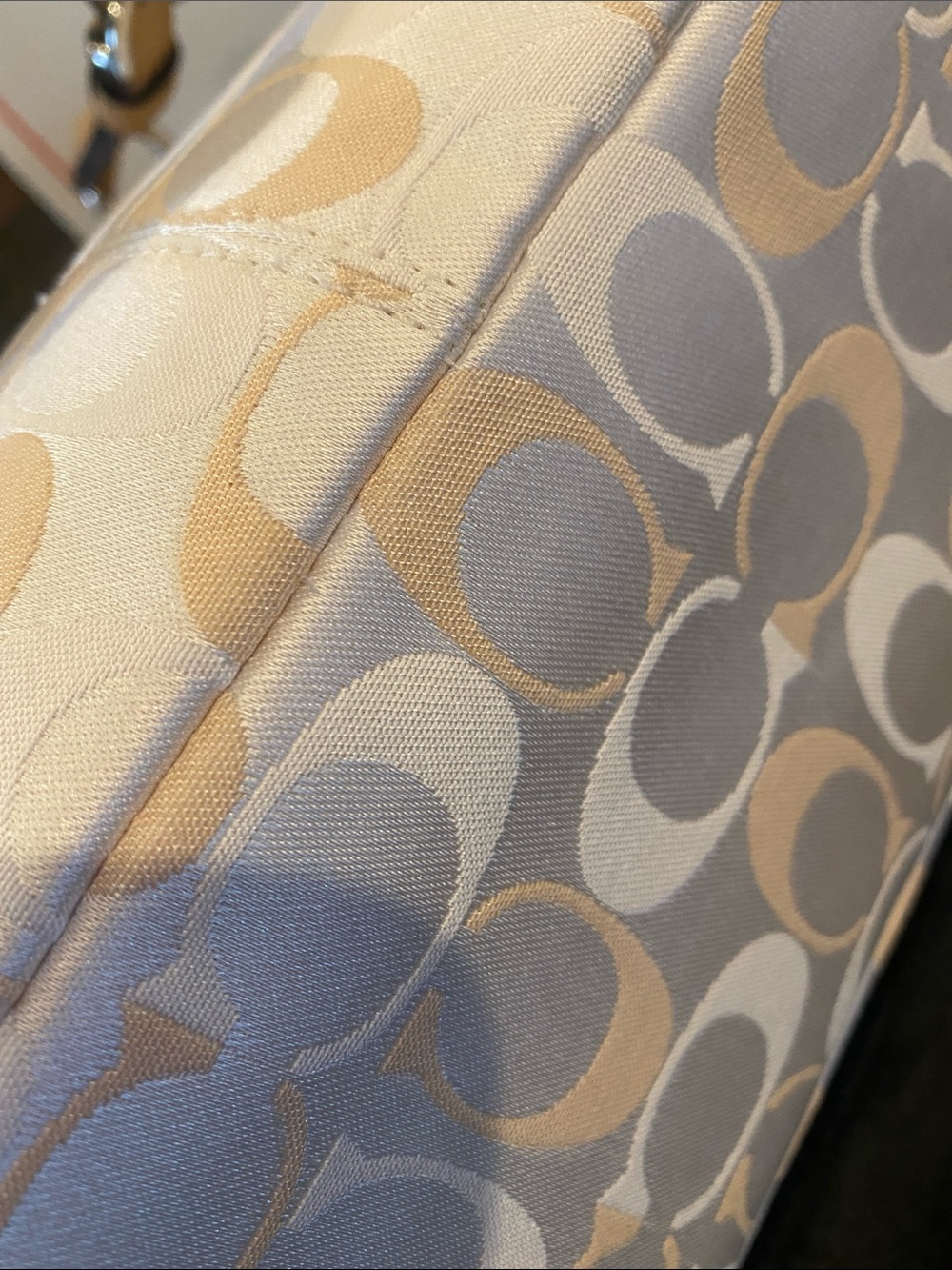 NWT Coach Y2K Beige Signature Tote with Leather Trim Original Box - Picture 12 of 16